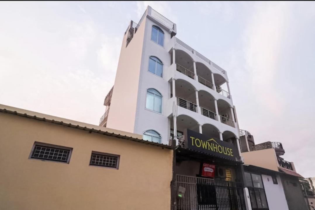 Hotel Townhouse Rishīkesh Extérieur photo