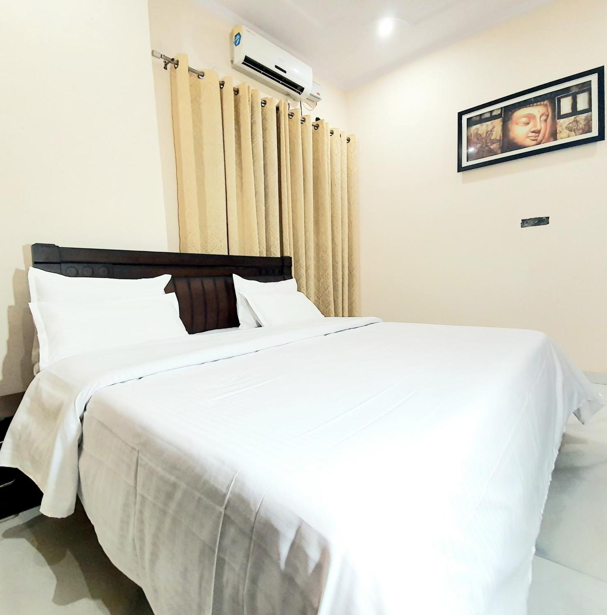 Hotel Townhouse Rishīkesh Extérieur photo